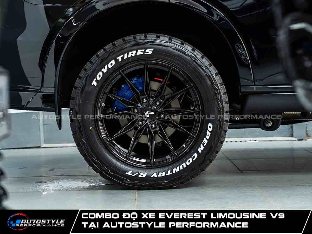 Combo Độ Xe Everest Limousine V9 Tại AutoStyle Performance