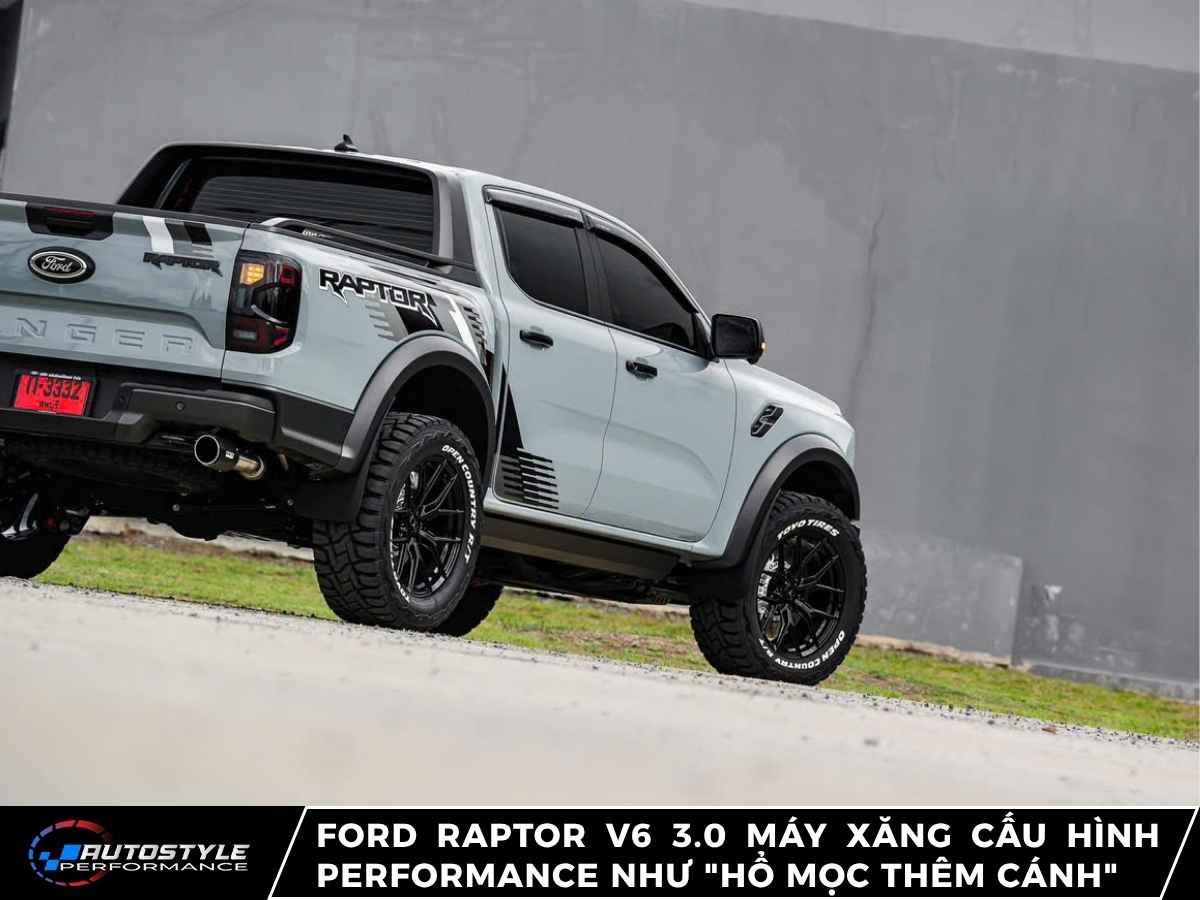 Ford Raptor V6 3.0 Máy Xăng Cấu Hình Performance Như “Hổ Mọc Thêm Cánh”