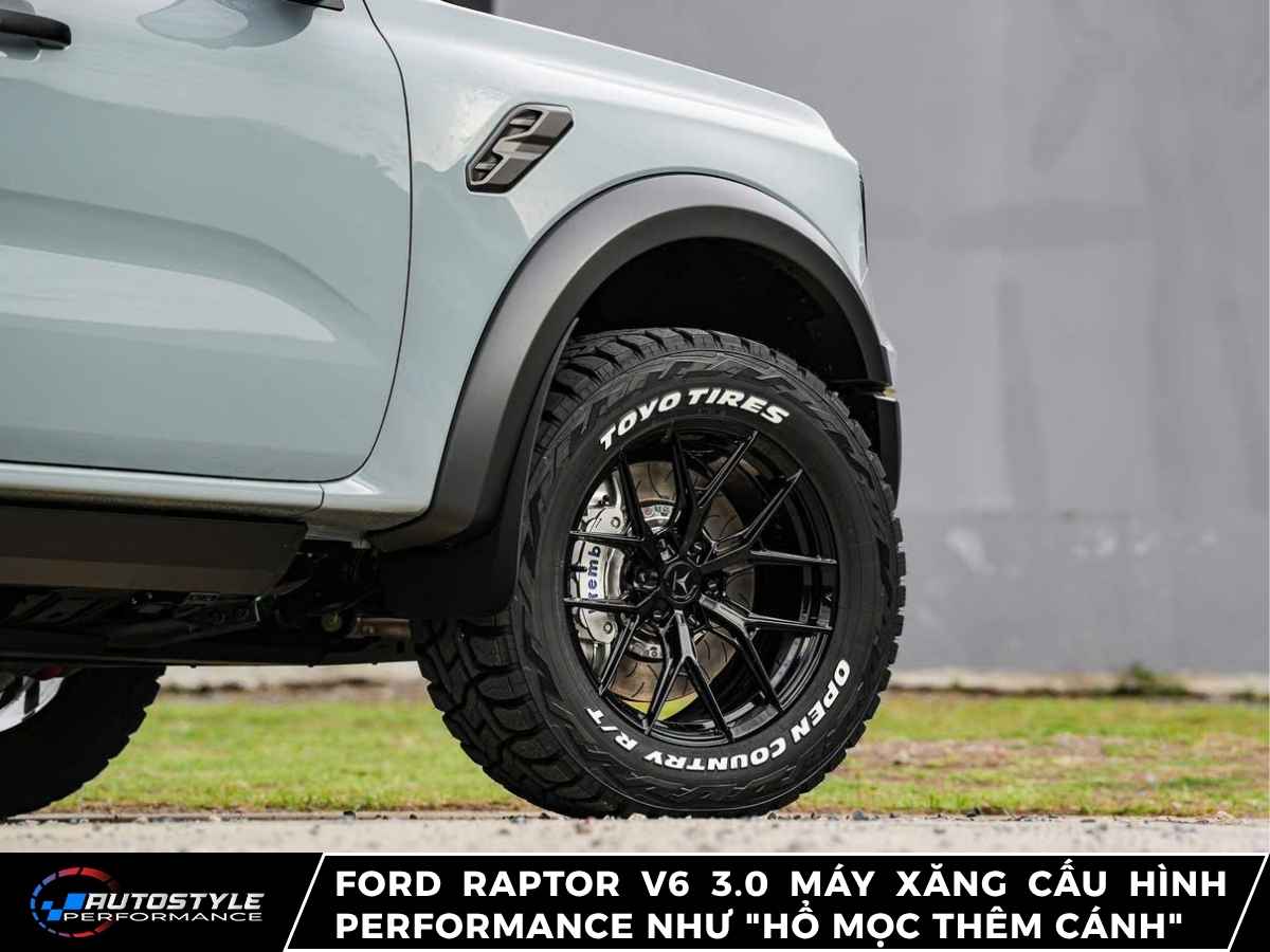 Ford Raptor V6 3.0 Máy Xăng Cấu Hình Performance Như “Hổ Mọc Thêm Cánh”