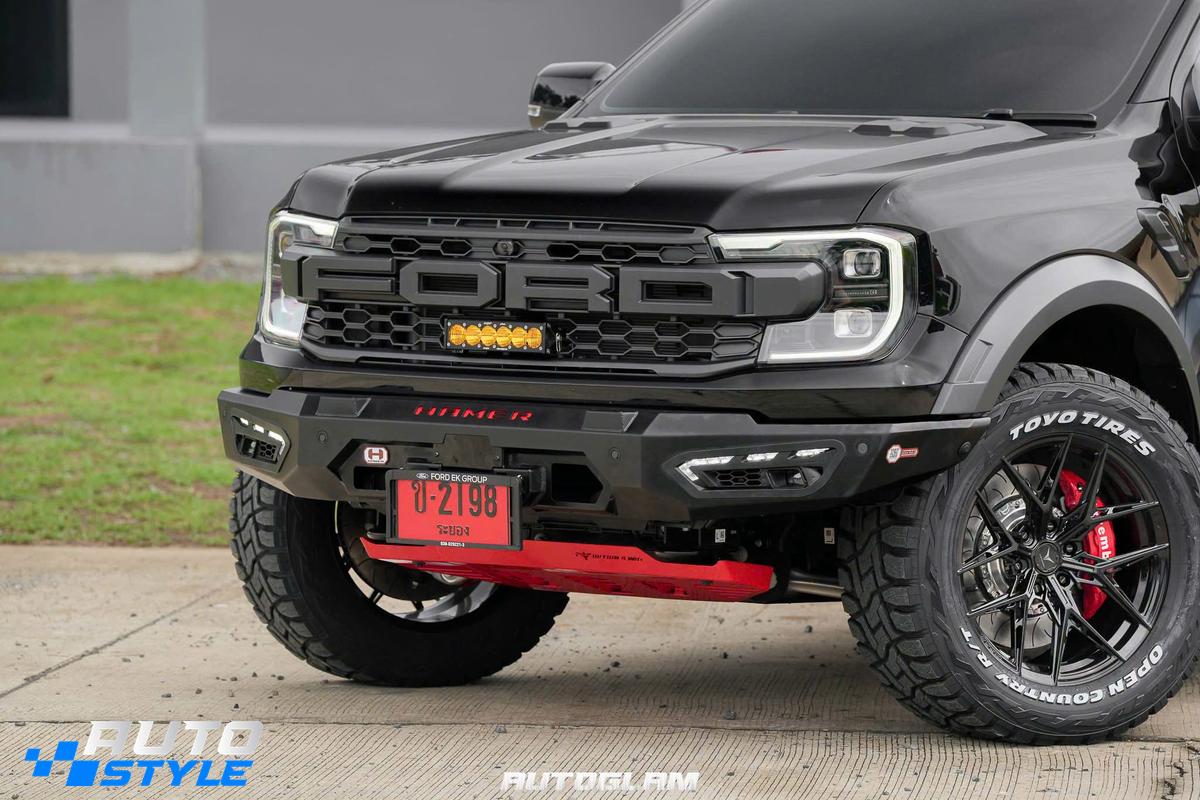 Cấu Hình Raptor V6 3.0L Màu Đen: Hết Nỗi Lo Phanh Nhão Với Brembo 19Z, Mâm 20 Inch Và Giáp Hamer