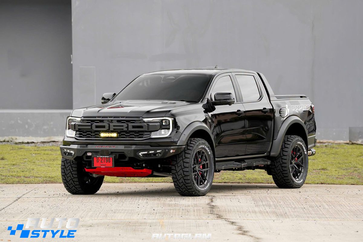 Cấu Hình Raptor V6 3.0L Màu Đen: Hết Nỗi Lo Phanh Nhão Với Brembo 19Z, Mâm 20 Inch Và Giáp Hamer