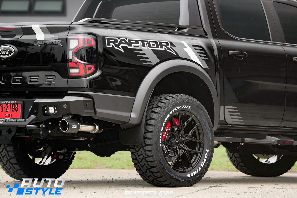 Cấu Hình Raptor V6 3.0L Màu Đen: Hết Nỗi Lo Phanh Nhão Với Brembo 19Z, Mâm 20 Inch Và Giáp Hamer