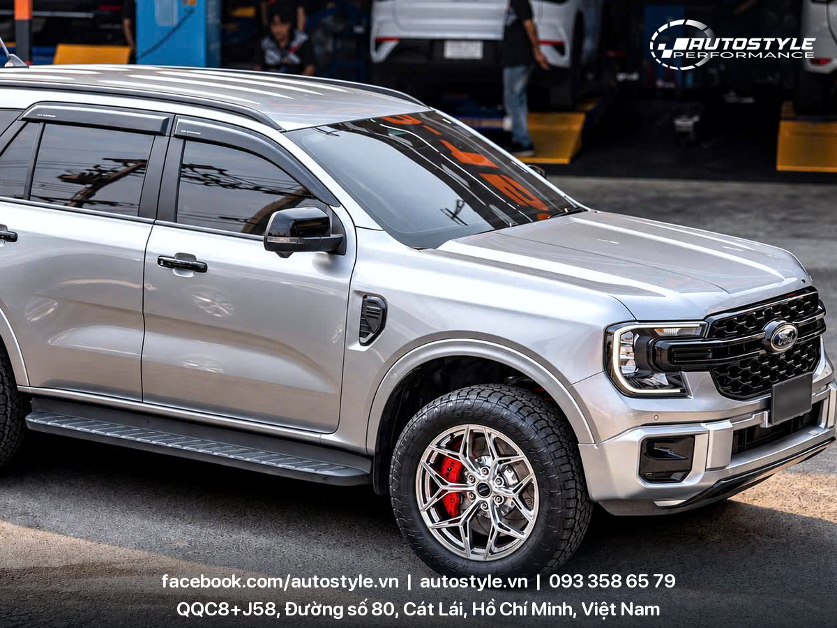 FORD EVEREST PHIÊN BẢN CROM PERFORMANCE – CHUẨN HIỆU SUẤT, ĐẬM CHẤT RIÊNG