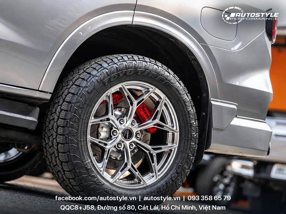 FORD EVEREST PHIÊN BẢN CROM PERFORMANCE – CHUẨN HIỆU SUẤT, ĐẬM CHẤT RIÊNG