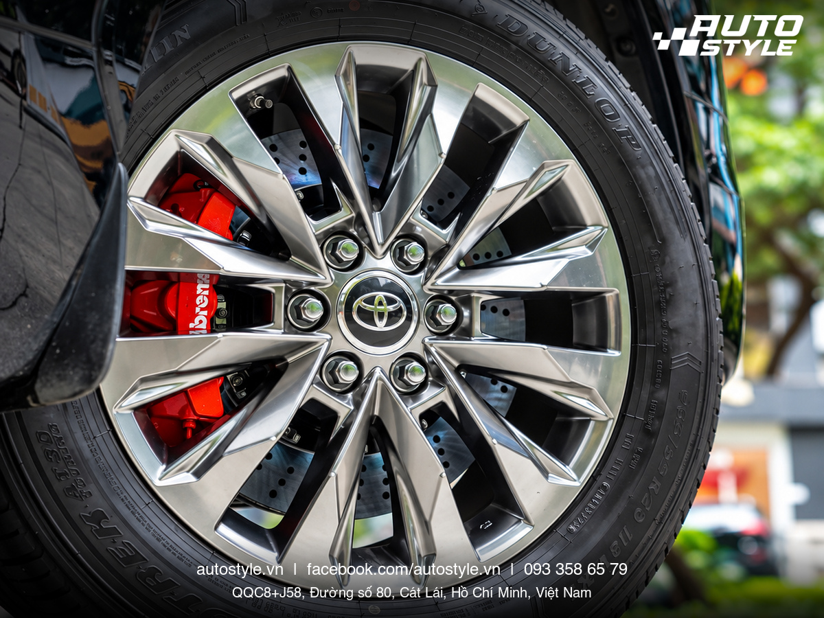 TOYOTA LAND CRUISER LC300 NÂNG CẤP BREMBO GT6 ITALIA – CHUẨN PERFORMANCE TỪ HỆ THỐNG PHANH