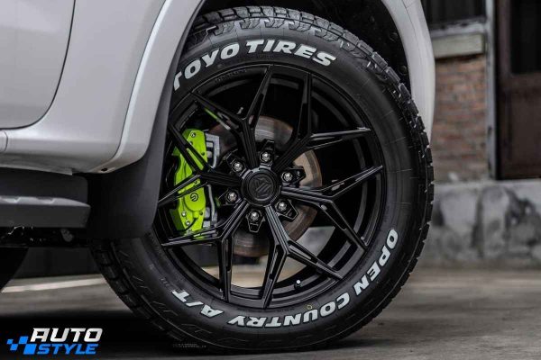 Everest Platinum 2026 Độ Mâm JP Racing Chữ Y 21 Inch Khác Biệt Thế Nào So Với Mâm Zin?