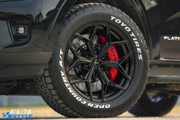 Lốp Toyo Open Country A/T 2 Size: 275/55R20 Hay 305/55R20? Chọn Sai Size Có Thể Không Vừa Xe