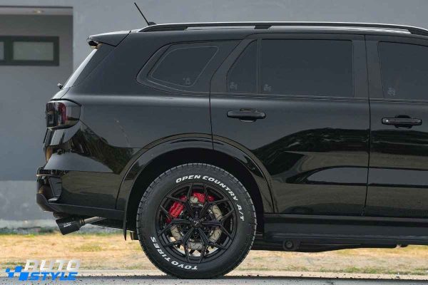 Lốp Toyo Open Country A/T 2 Size: 275/55R20 Hay 305/55R20? Chọn Sai Size Có Thể Không Vừa Xe