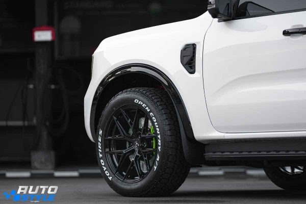 Lốp Toyo Open Country A/T 2 Size: 275/55R20 Hay 305/55R20? Chọn Sai Size Có Thể Không Vừa Xe