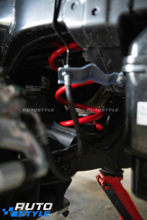 Hạ Lùn Ford Everest Platinum Với Phuộc Profender Tặng Thanh Cân Bằng Rotuyn Sau Giá 4 Triệu