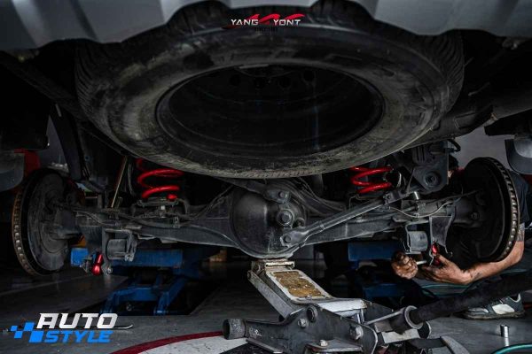 Everest Next Gen Hạ Gầm Phuộc Profender: Dáng Xe Và Vận Hành Khác Zin Thế Nào?