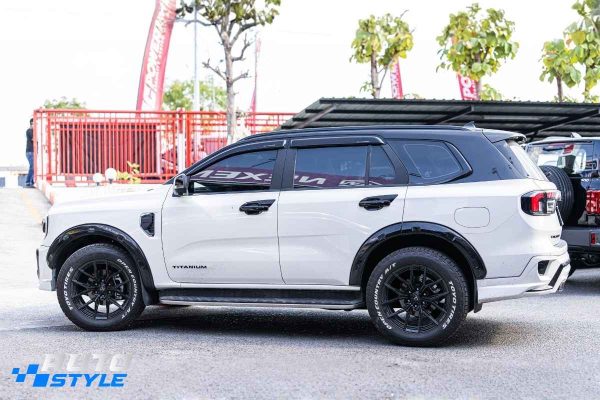 Everest Next Gen Hạ Gầm Phuộc Profender: Dáng Xe Và Vận Hành Khác Zin Thế Nào?