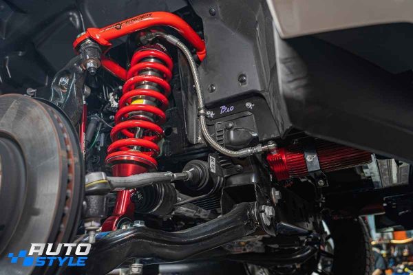 Everest Next Gen Hạ Gầm Phuộc Profender: Dáng Xe Và Vận Hành Khác Zin Thế Nào?