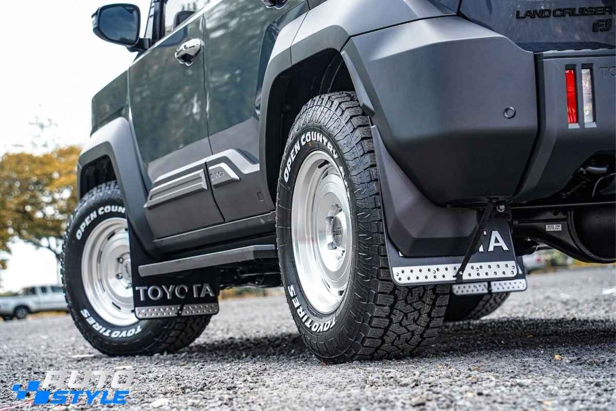 Toyota Land Cruiser FJ 2026 Off Road: Chỉ 3 Món Cơ Bản Này Đã Đủ Chinh Phục Địa Hình?
