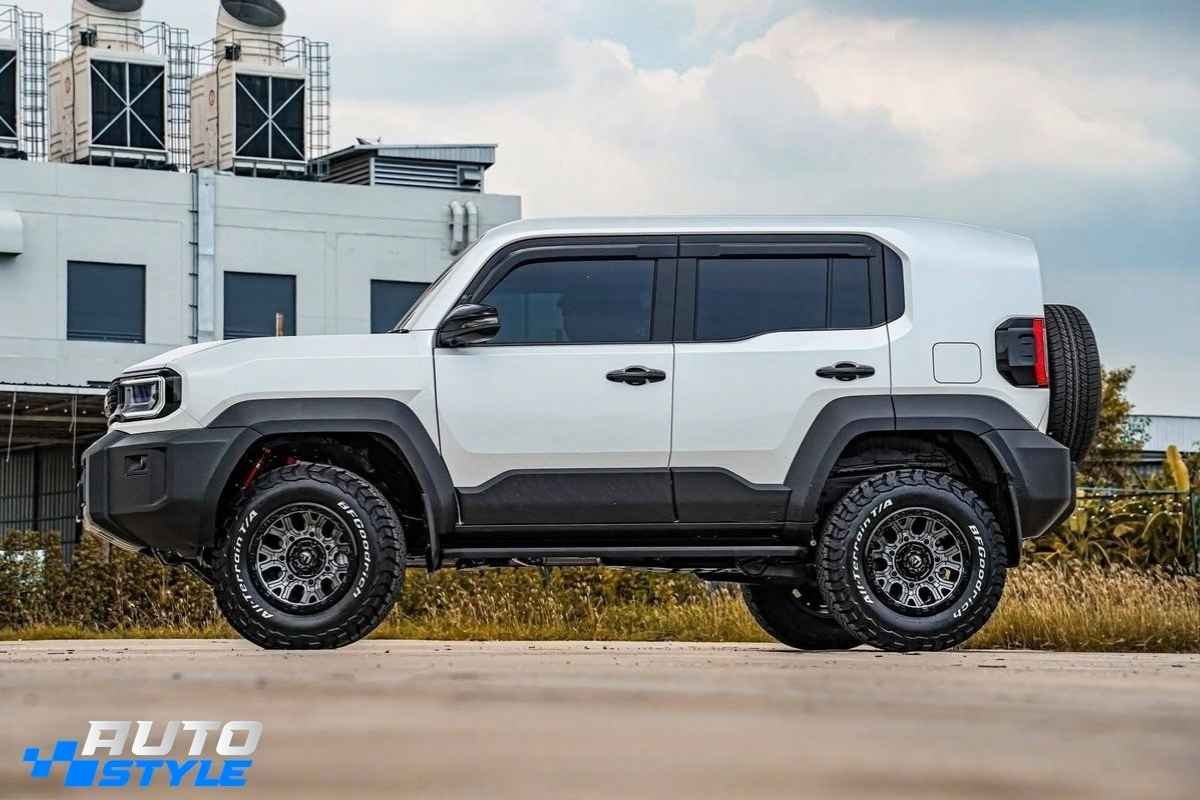Toyota Land Cruiser FJ 2026 Off Road: Chỉ 3 Món Cơ Bản Này Đã Đủ Chinh Phục Địa Hình?